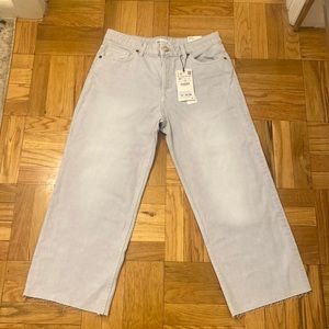 Zara light blue white leg crop jean